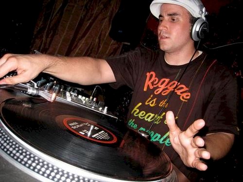 Dr. Dub vinyl culture since 2000